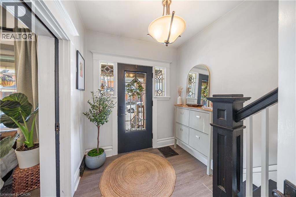 30 LOTTRIDGE Street, Hamilton, Ontario, L8L6T5 — Photo 7