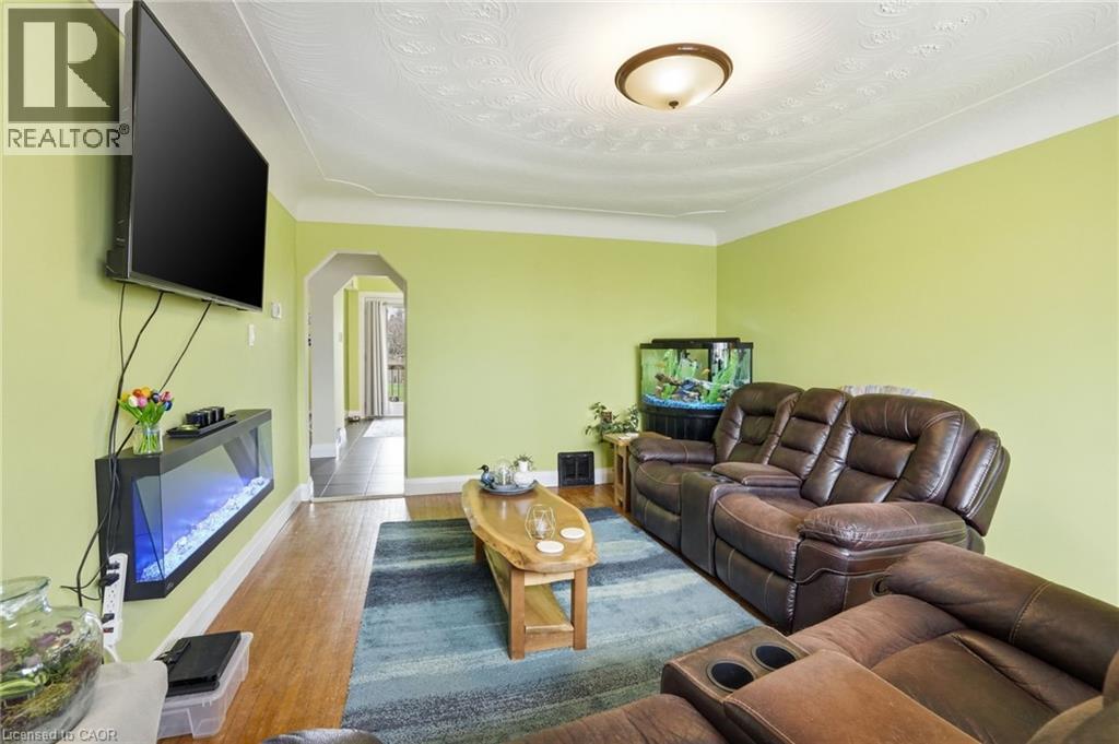 336 BARTON Street, Stoney Creek, Ontario, L8E2K9 — Photo 7