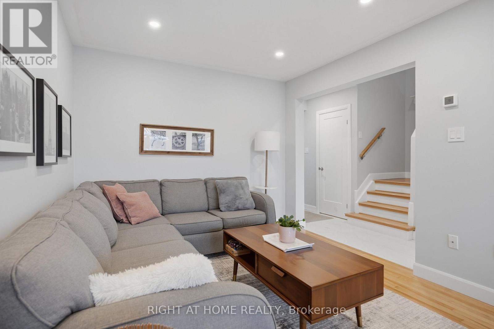 22 SUNSET PLACE, Barrie (Holly), Ontario, L4N0T7 — Photo 13