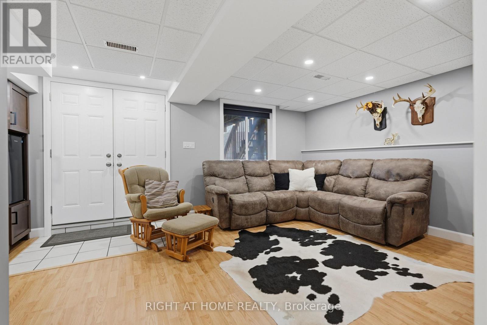 22 SUNSET PLACE, Barrie (Holly), Ontario, L4N0T7 — Photo 19