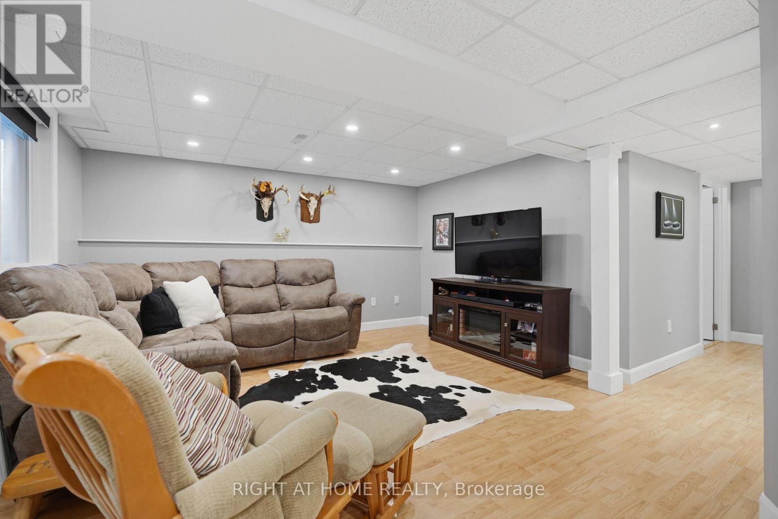 22 SUNSET PLACE, Barrie (Holly), Ontario, L4N0T7 — Photo 21