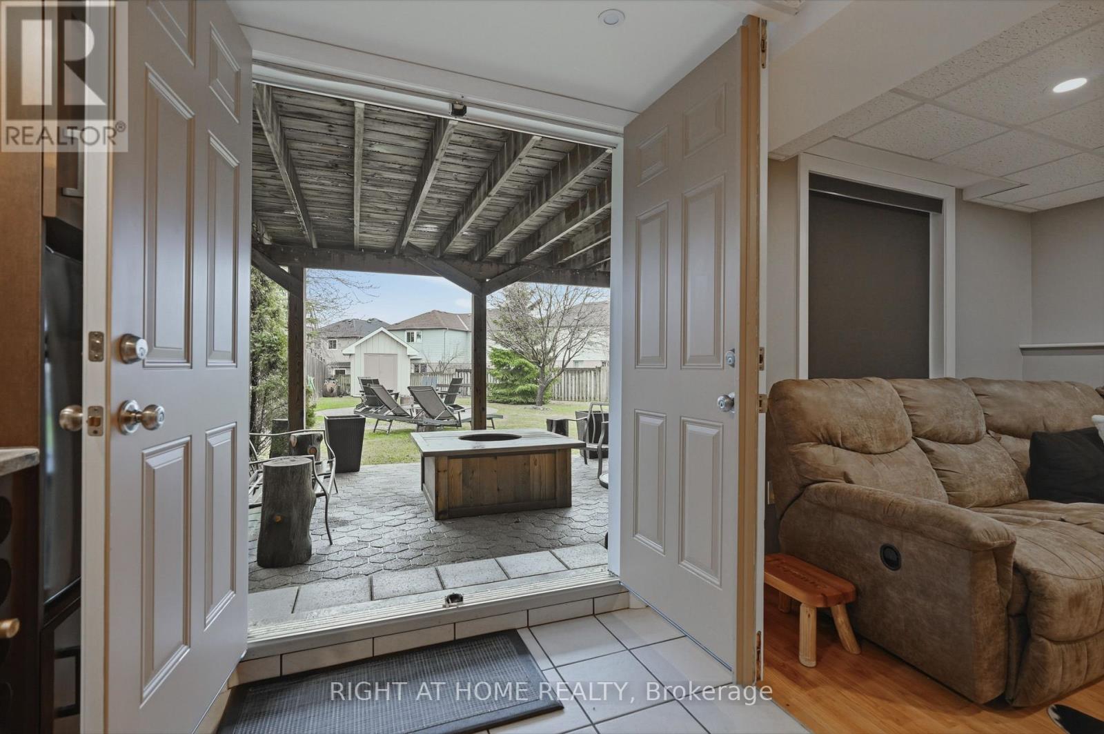 22 SUNSET PLACE, Barrie (Holly), Ontario, L4N0T7 — Photo 23