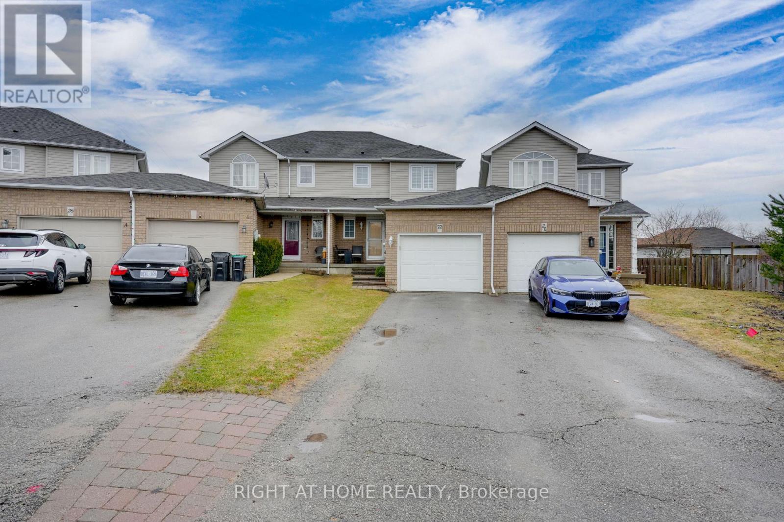 22 SUNSET PLACE, Barrie (Holly), Ontario, L4N0T7 — Photo 4