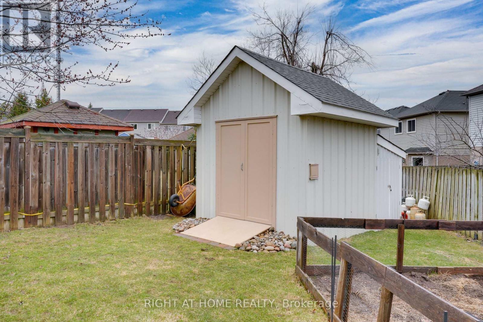 22 SUNSET PLACE, Barrie (Holly), Ontario, L4N0T7 — Photo 46