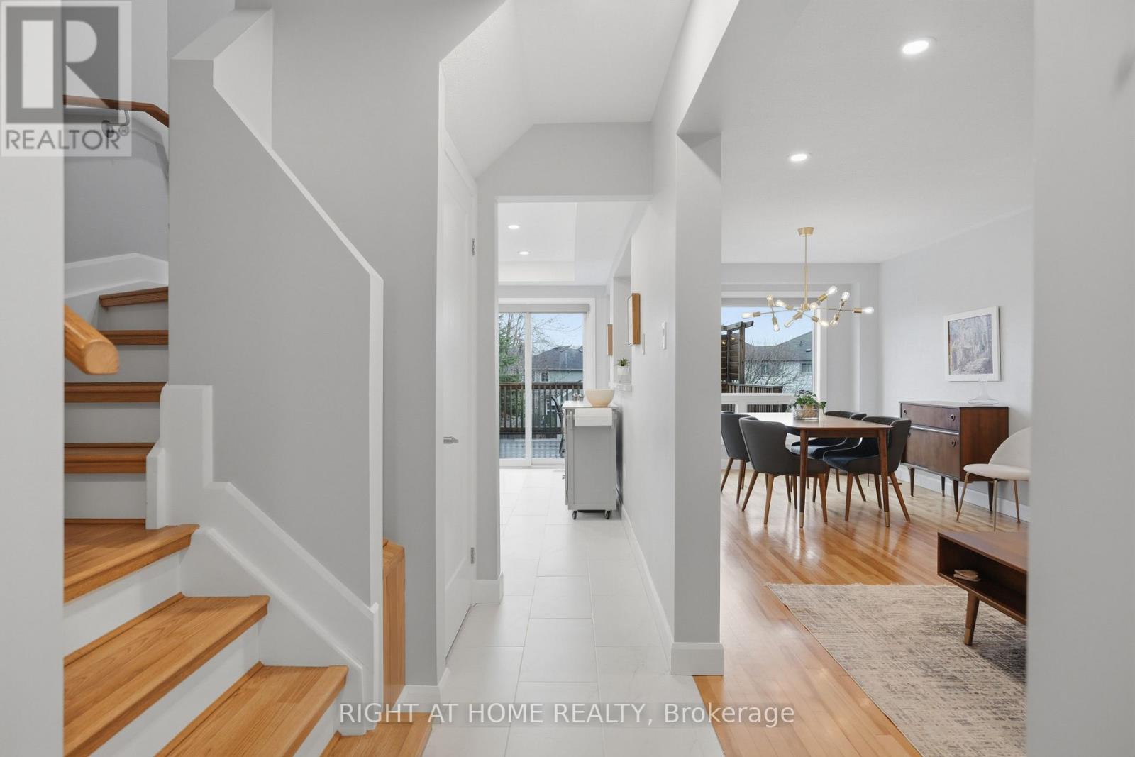 22 SUNSET PLACE, Barrie (Holly), Ontario, L4N0T7 — Photo 7