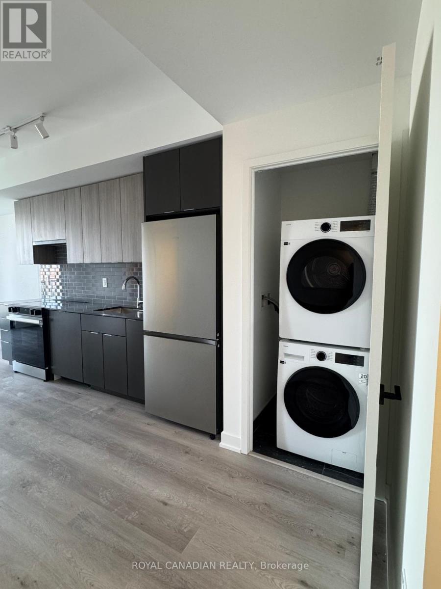 610 - 2075 LAKESHORE ROAD, Burlington (Brant), Ontario, L7R0H3 — Photo 2