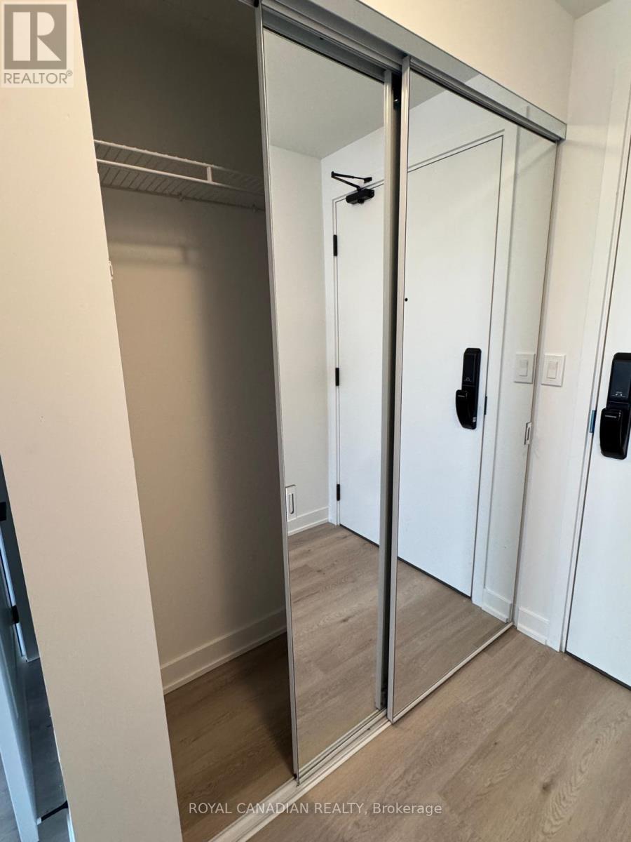 610 - 2075 LAKESHORE ROAD, Burlington (Brant), Ontario, L7R0H3 — Photo 4