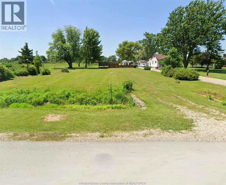 677 PUCE ROAD, Lakeshore, Ontario, N8M2X7 — Photo 2
