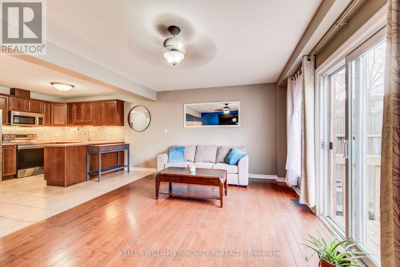 10 - 972 STRASBURG ROAD, Kitchener, Ontario, N2E2K4 — Photo 2