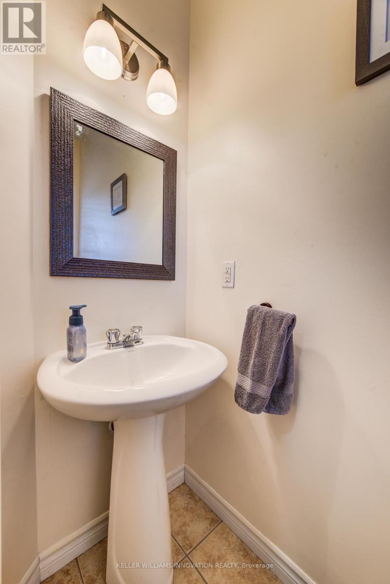 10 - 972 STRASBURG ROAD, Kitchener, Ontario, N2E2K4 — Photo 20