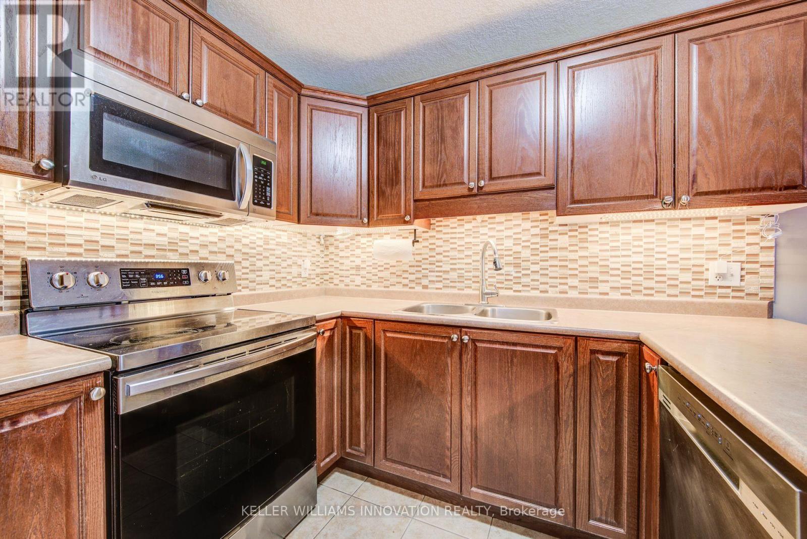 10 - 972 STRASBURG ROAD, Kitchener, Ontario, N2E2K4 — Photo 7