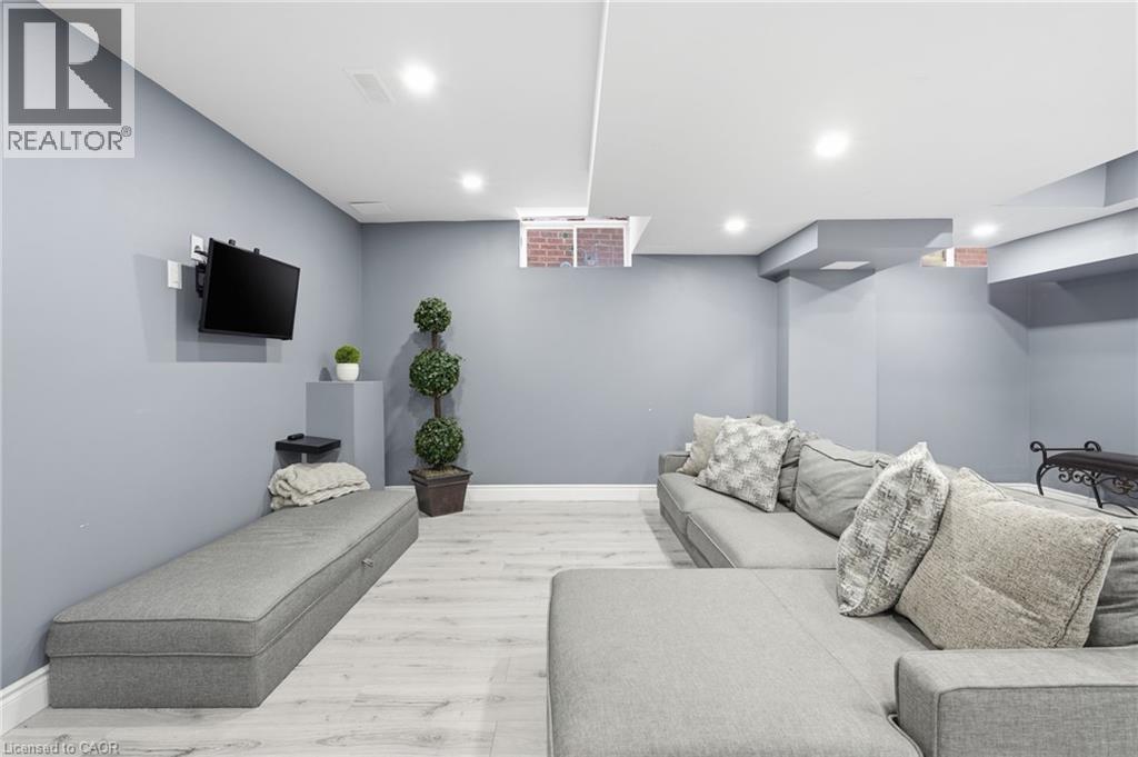 3071 JENN Avenue, Burlington, Ontario, L7M0C7 — Photo 38