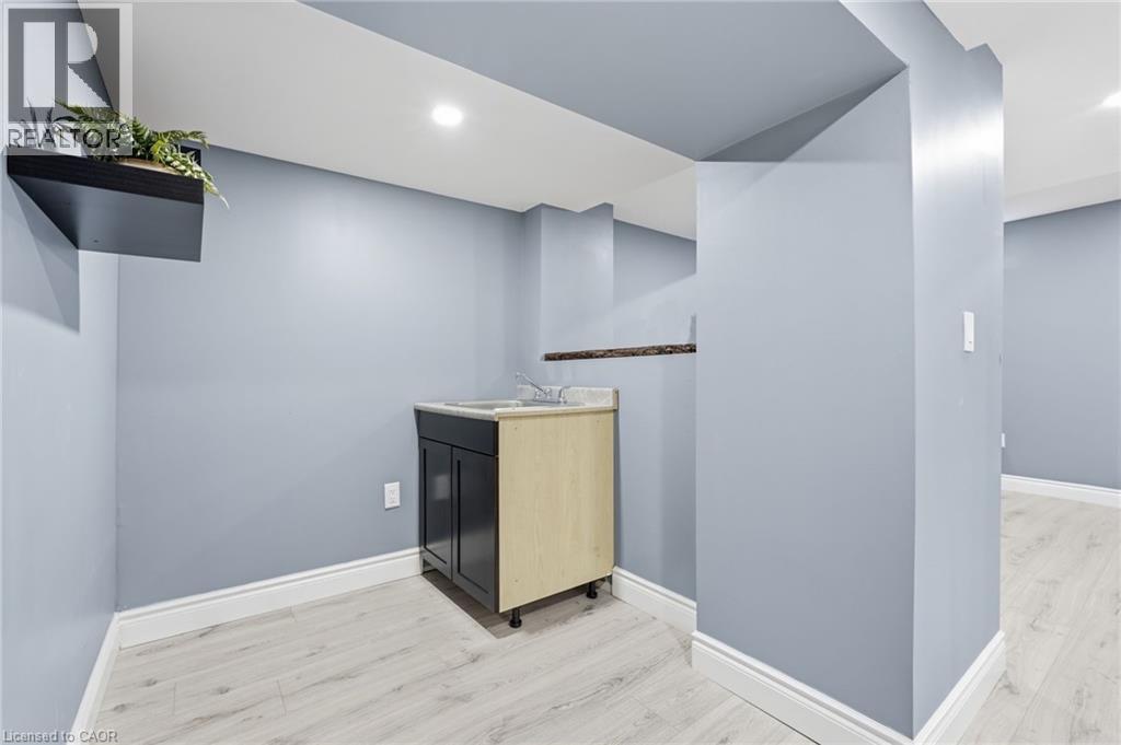 3071 JENN Avenue, Burlington, Ontario, L7M0C7 — Photo 42