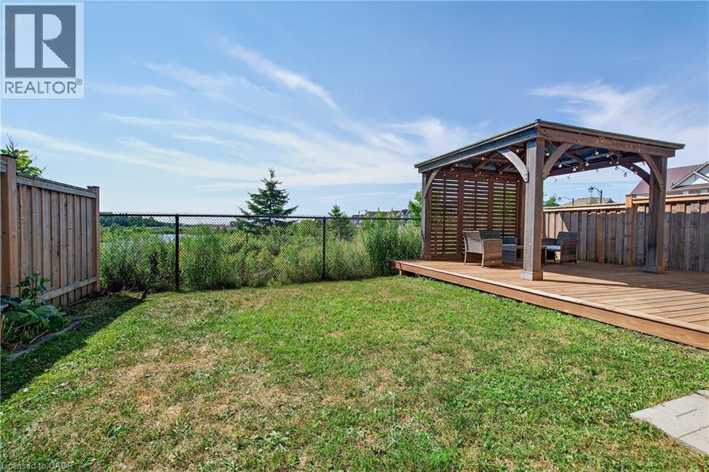 279 VOYAGER Pass, Binbrook, Ontario, L0R1C0 — Photo 33