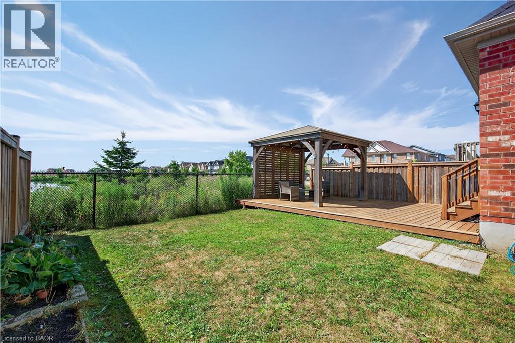 279 VOYAGER Pass, Binbrook, Ontario, L0R1C0 — Photo 34