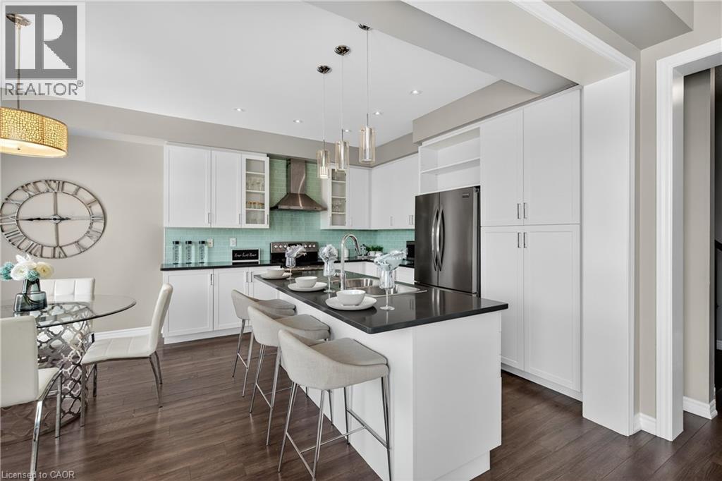 279 VOYAGER Pass, Binbrook, Ontario, L0R1C0 — Photo 7