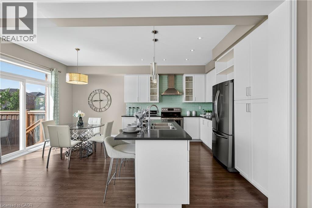 279 VOYAGER Pass, Binbrook, Ontario, L0R1C0 — Photo 8