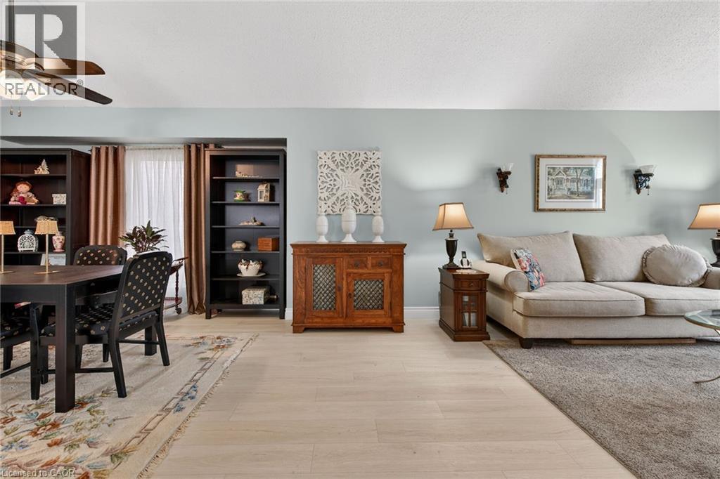 23 JULIEBETH Drive, Hamilton, Ontario, L9B2N6 — Photo 14