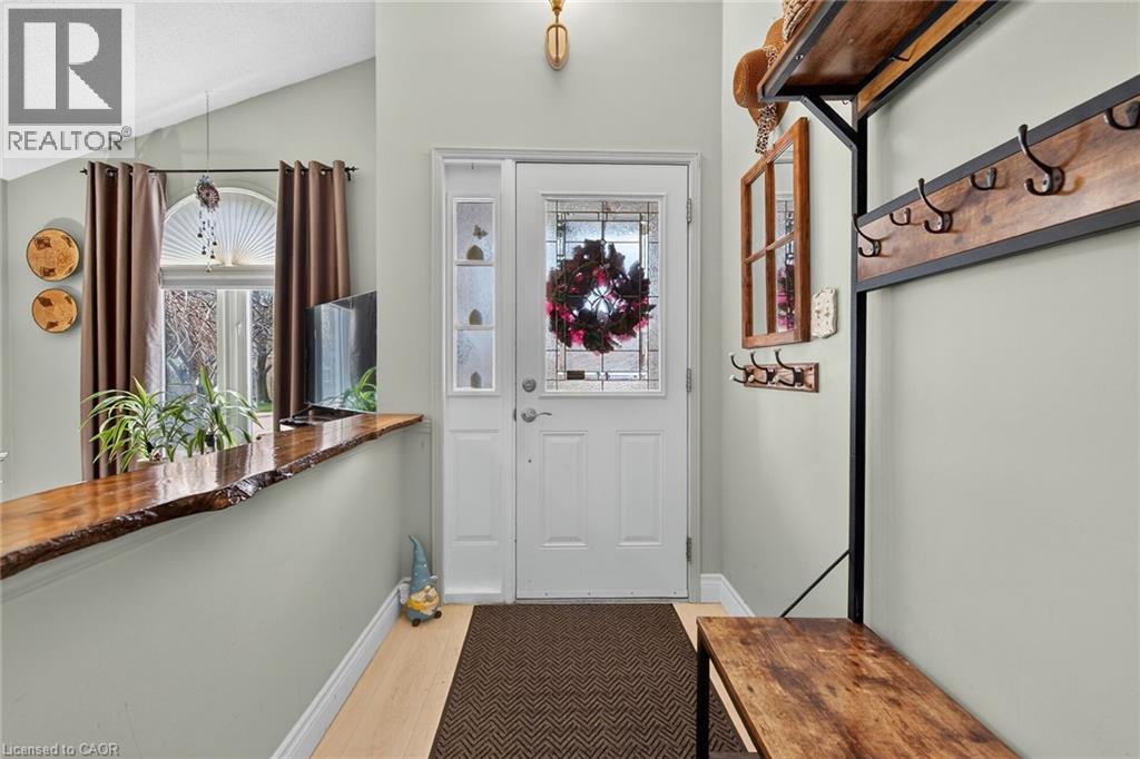 23 JULIEBETH Drive, Hamilton, Ontario, L9B2N6 — Photo 5