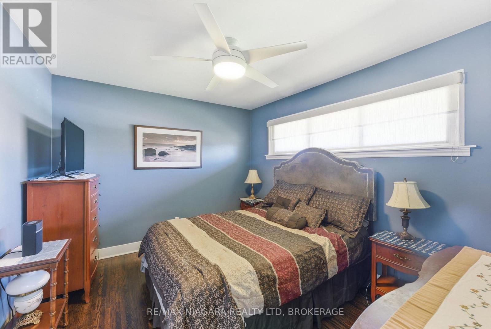 6596 HUGGINS STREET, Niagara Falls (Stamford), Ontario, L2J1H4 — Photo 2