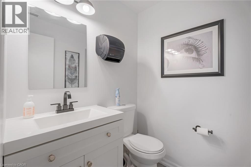 1219 MAIN Street E Unit# 1B & C, Hamilton, Ontario, L8K1A5 — Photo 12