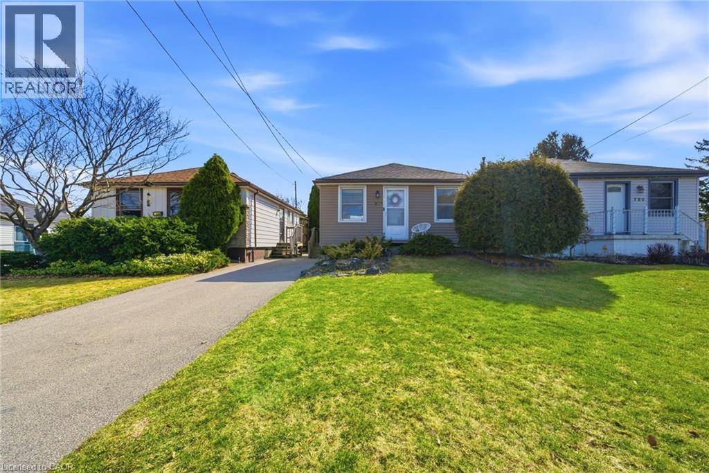 752 NINTH Avenue, Hamilton, Ontario, L8T2A6 — Photo 2