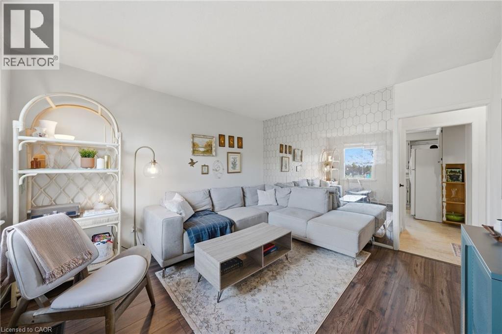 752 NINTH Avenue, Hamilton, Ontario, L8T2A6 — Photo 9