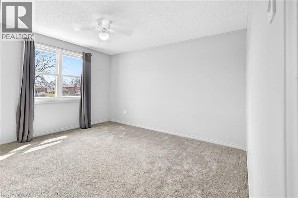 56 HUMMINGBIRD Lane, Hamilton, Ontario, L9A4A9 — Photo 19