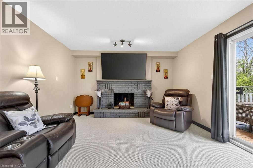 56 HUMMINGBIRD Lane, Hamilton, Ontario, L9A4A9 — Photo 26