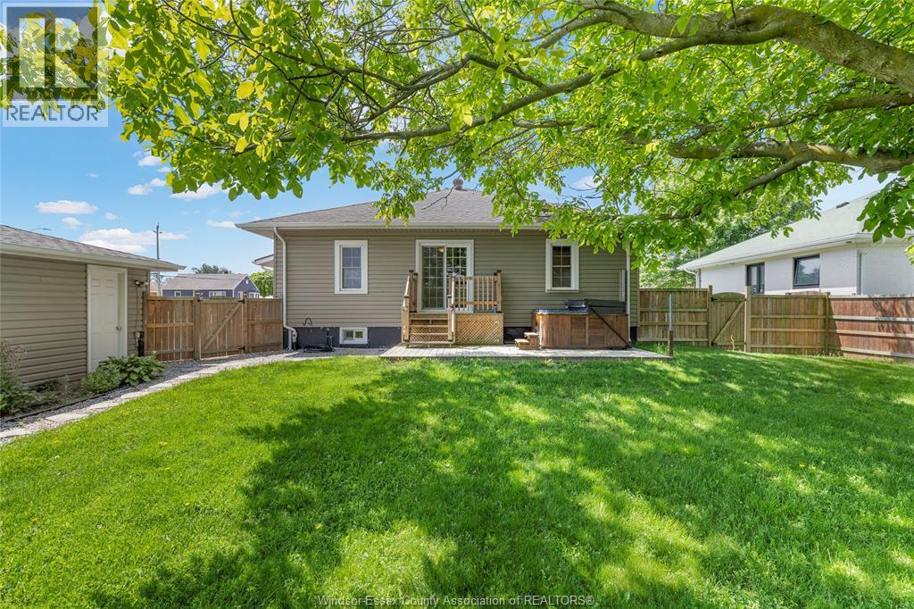 76 TEXAS, Amherstburg, Ontario, N9V2R7 — Photo 29