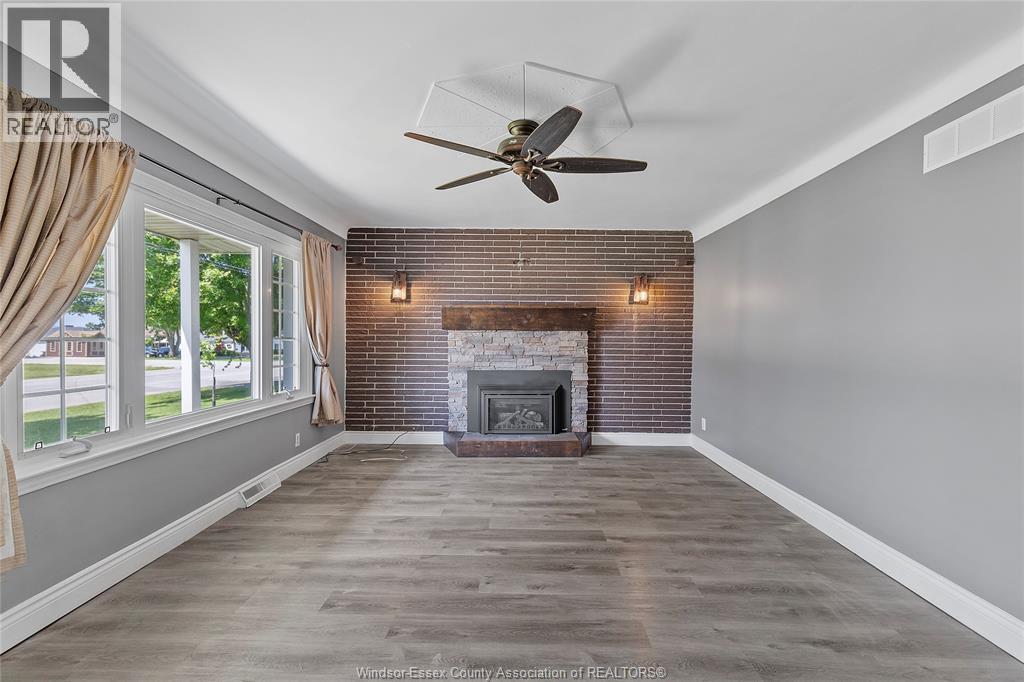 76 TEXAS, Amherstburg, Ontario, N9V2R7 — Photo 7