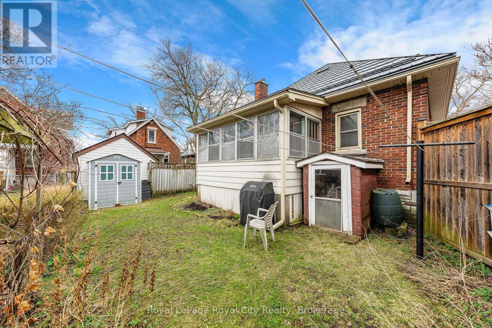 9 STULL AVENUE, Guelph (Exhibition Park), Ontario, N1H1N2 — Photo 3