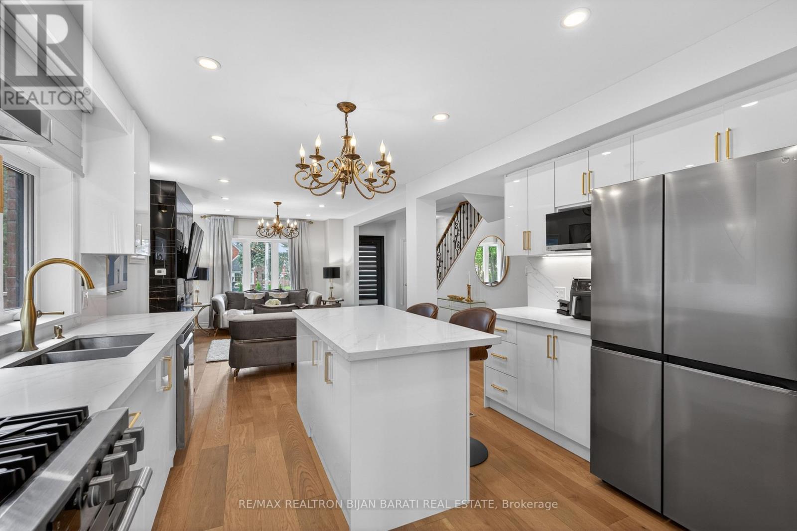 1 WANLESS CRESCENT, Toronto (Lawrence Park South), Ontario, M4N3B6 — Photo 10