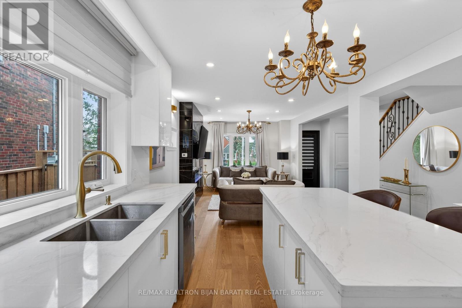 1 WANLESS CRESCENT, Toronto (Lawrence Park South), Ontario, M4N3B6 — Photo 13