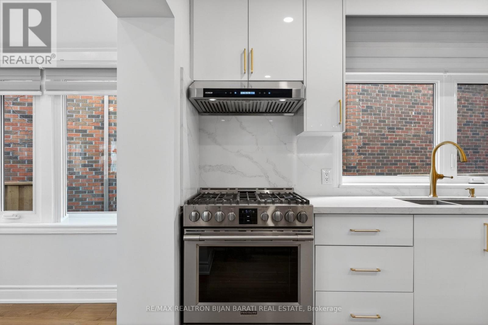 1 WANLESS CRESCENT, Toronto (Lawrence Park South), Ontario, M4N3B6 — Photo 16