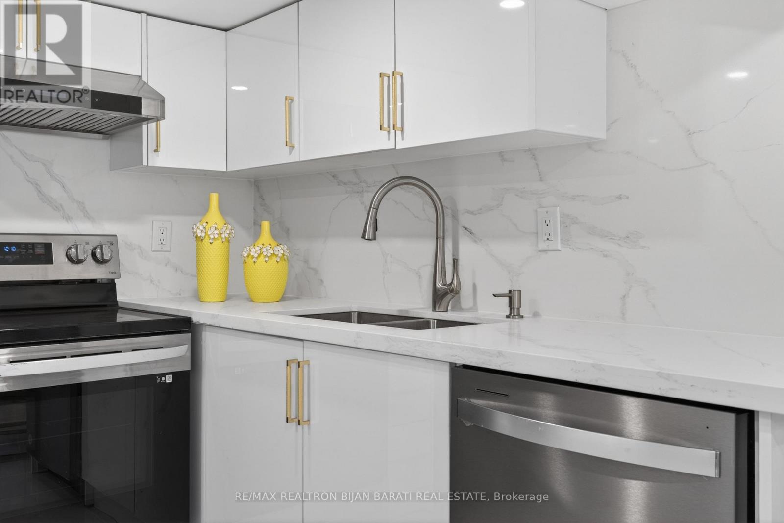 1 WANLESS CRESCENT, Toronto (Lawrence Park South), Ontario, M4N3B6 — Photo 34