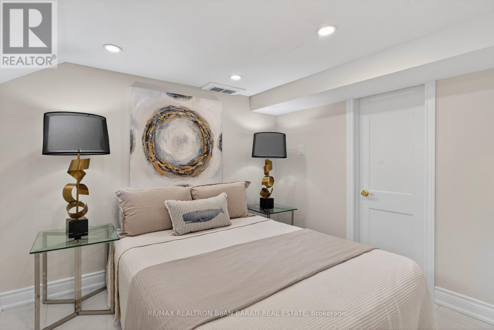 1 WANLESS CRESCENT, Toronto (Lawrence Park South), Ontario, M4N3B6 — Photo 38