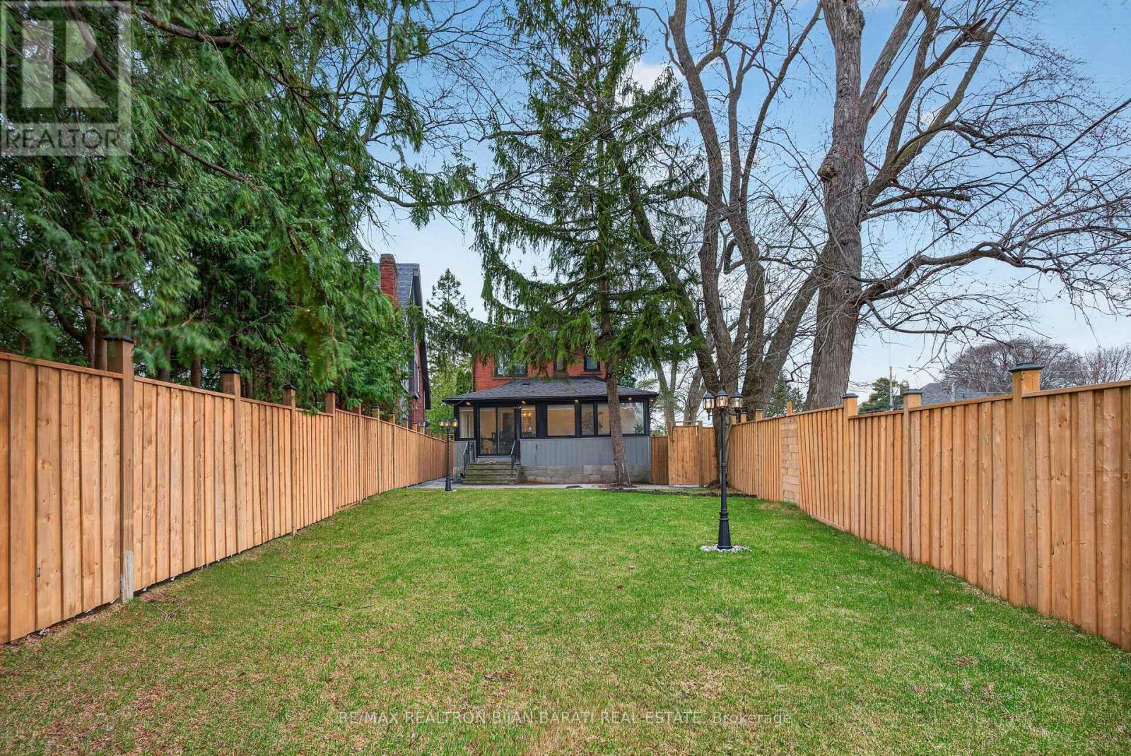 1 WANLESS CRESCENT, Toronto (Lawrence Park South), Ontario, M4N3B6 — Photo 42