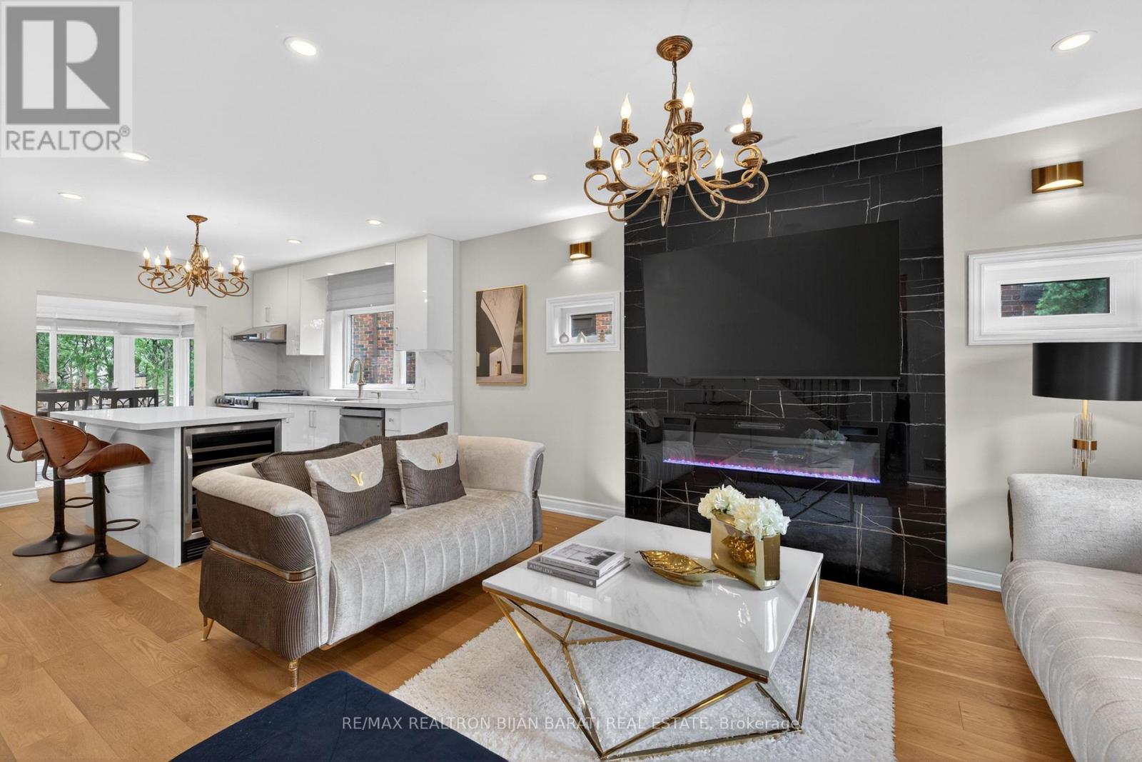 1 WANLESS CRESCENT, Toronto (Lawrence Park South), Ontario, M4N3B6 — Photo 7