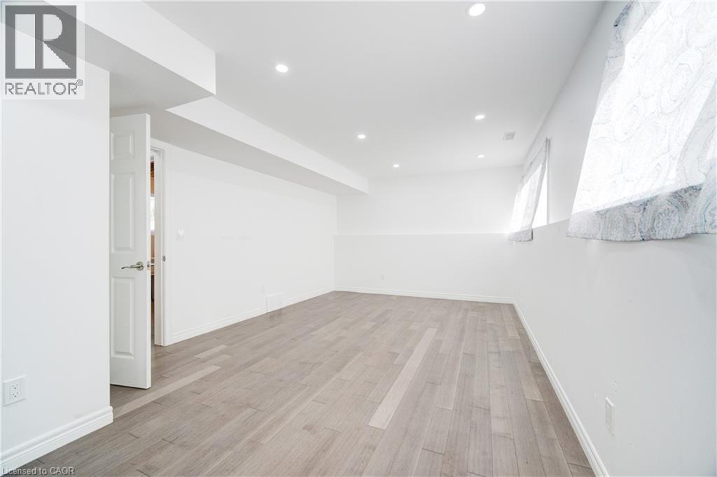 25 PATTERSON Avenue, Brantford, Ontario, N3S6W8 — Photo 16