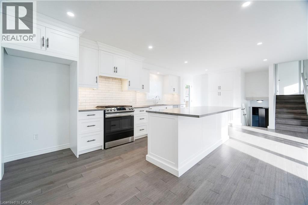 25 PATTERSON Avenue, Brantford, Ontario, N3S6W8 — Photo 9