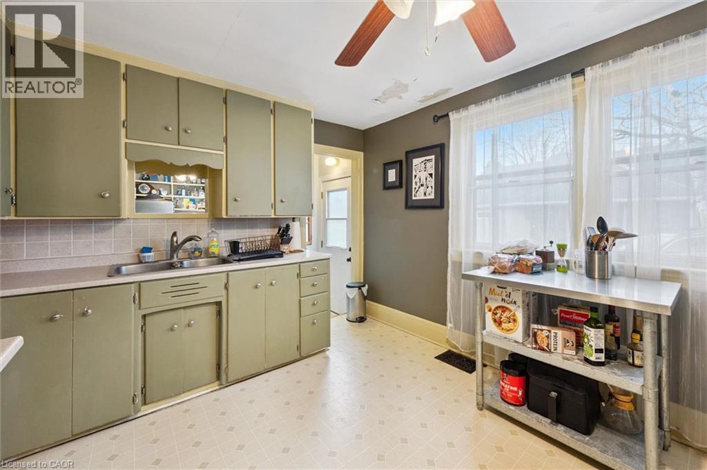 37 EDGEHILL Drive, Guelph, Ontario, N1H5E3 — Photo 19