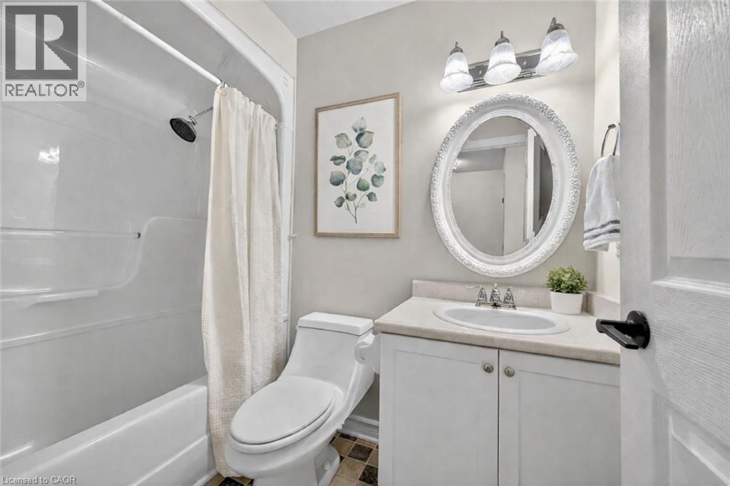 25 WALKER Court, Grimsby, Ontario, L3M5J5 — Photo 29