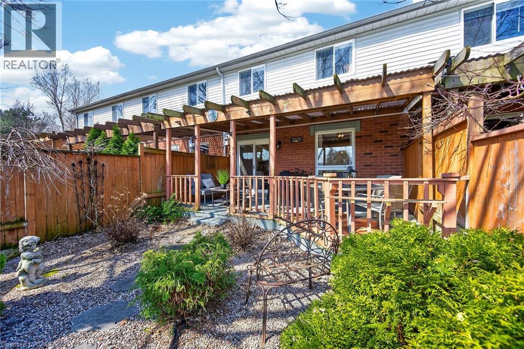25 WALKER Court, Grimsby, Ontario, L3M5J5 — Photo 8