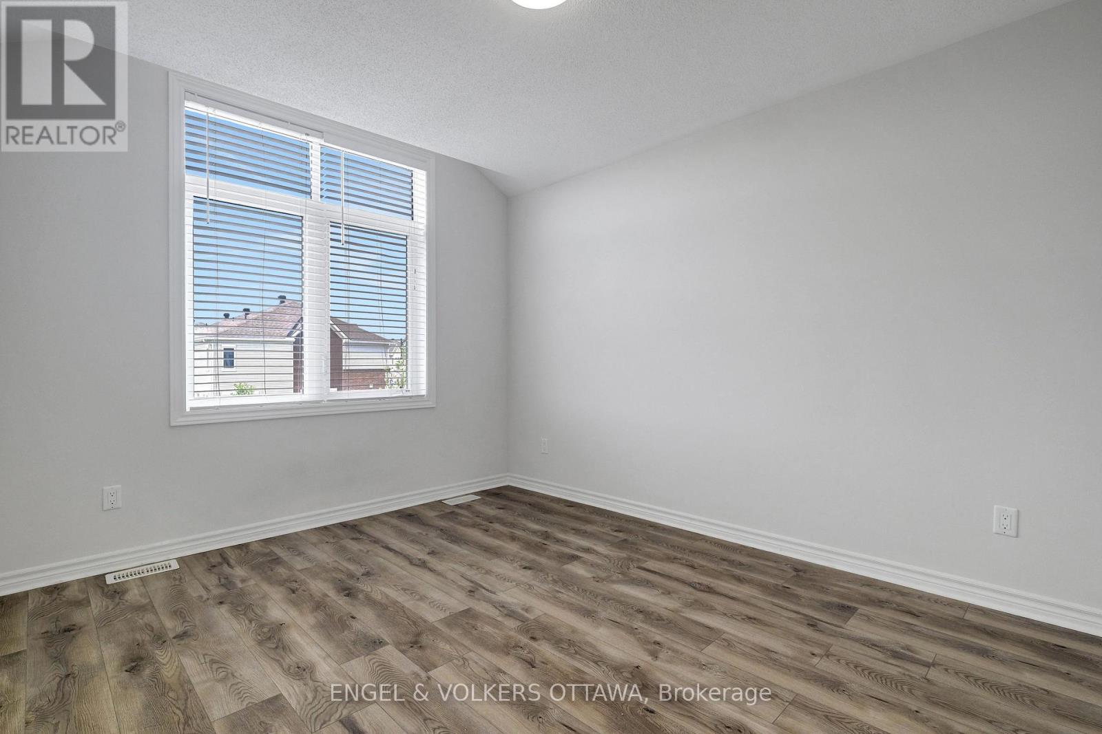 305 LAMARCHE AVENUE, Ottawa, Ontario, K1W0M6 — Photo 22