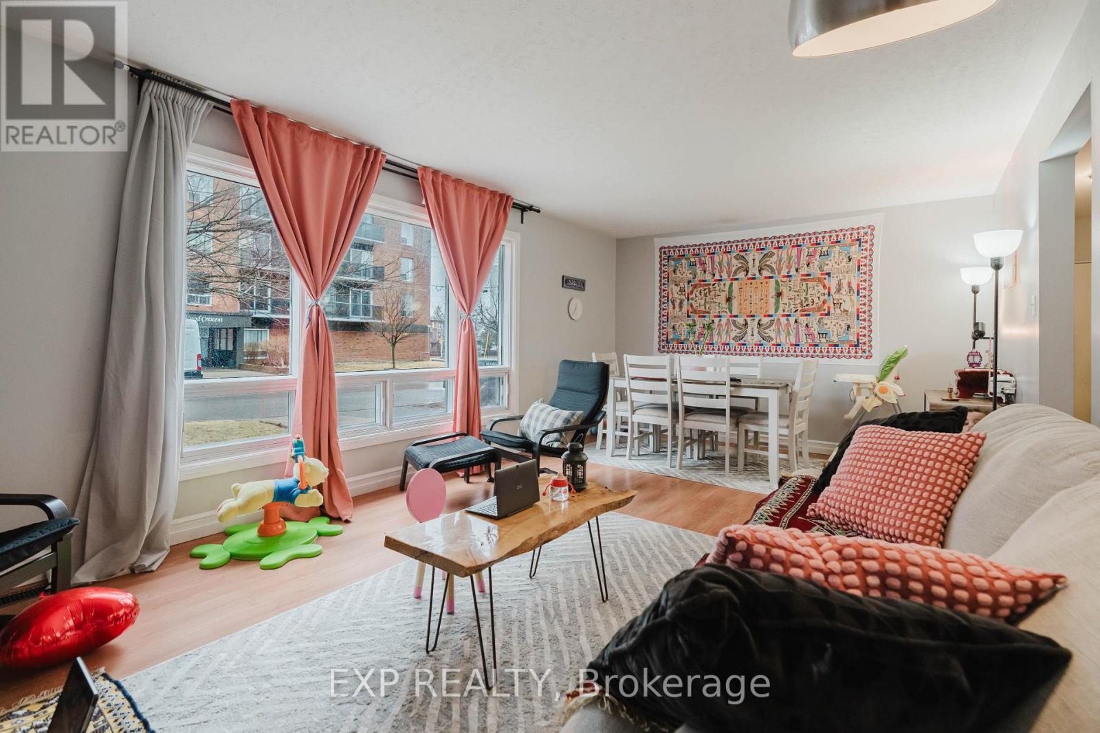 847 PINEWOOD CRESCENT, Ottawa, Ontario, K2B5Y3 — Photo 5