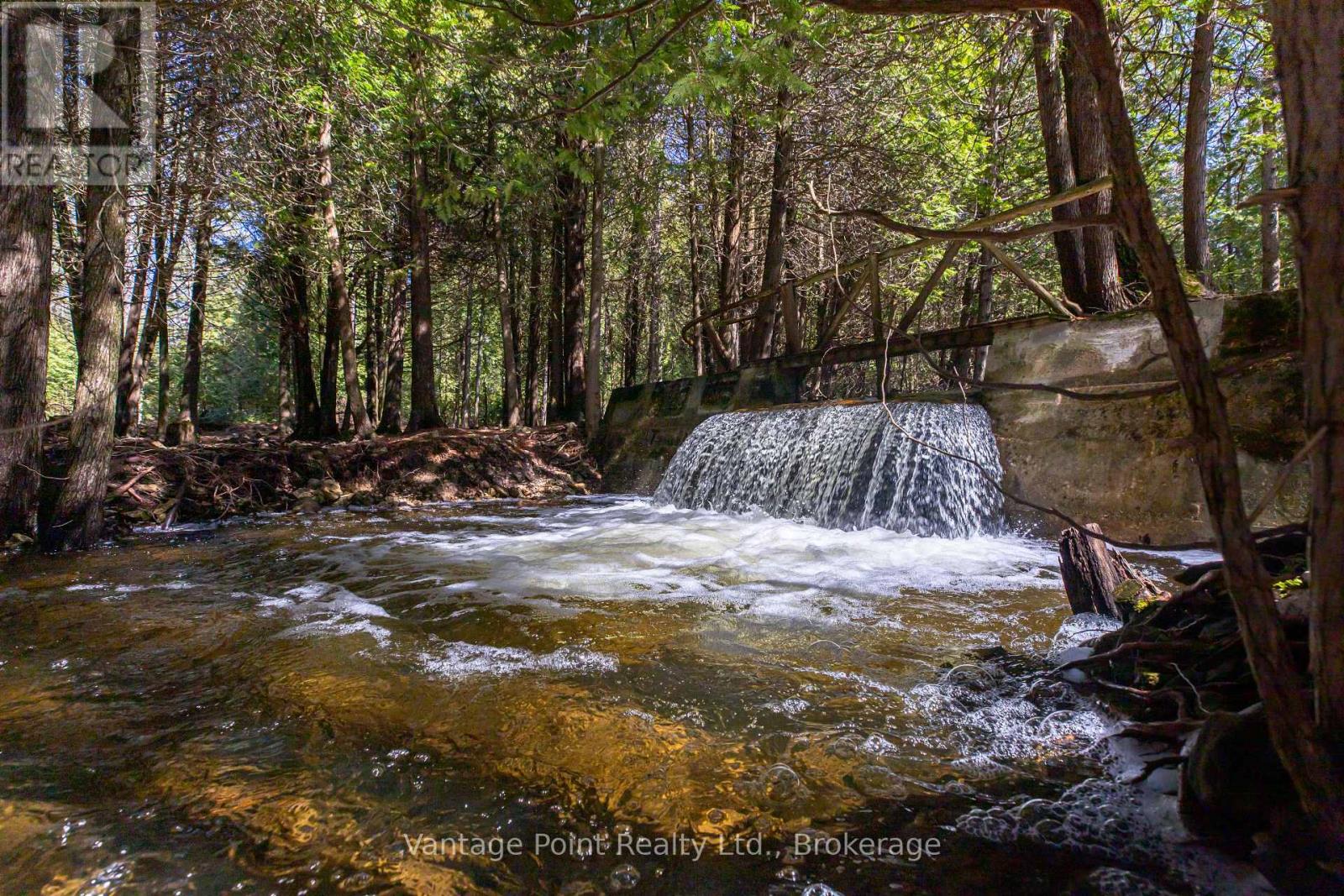 716612 WEST BACK LINE, Chatsworth, Ontario, N0H1R0 — Photo 4