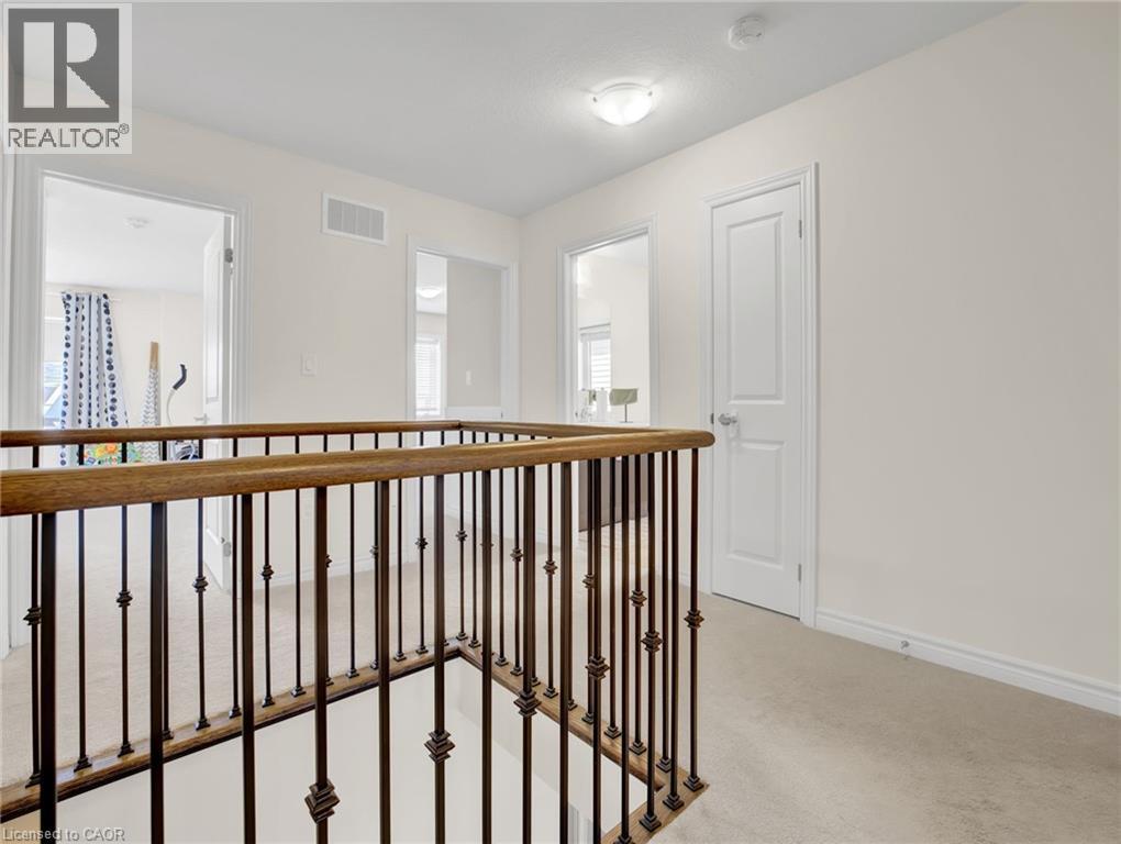 66 LILLIAN Way, Caledonia, Ontario, N3W0E7 — Photo 2