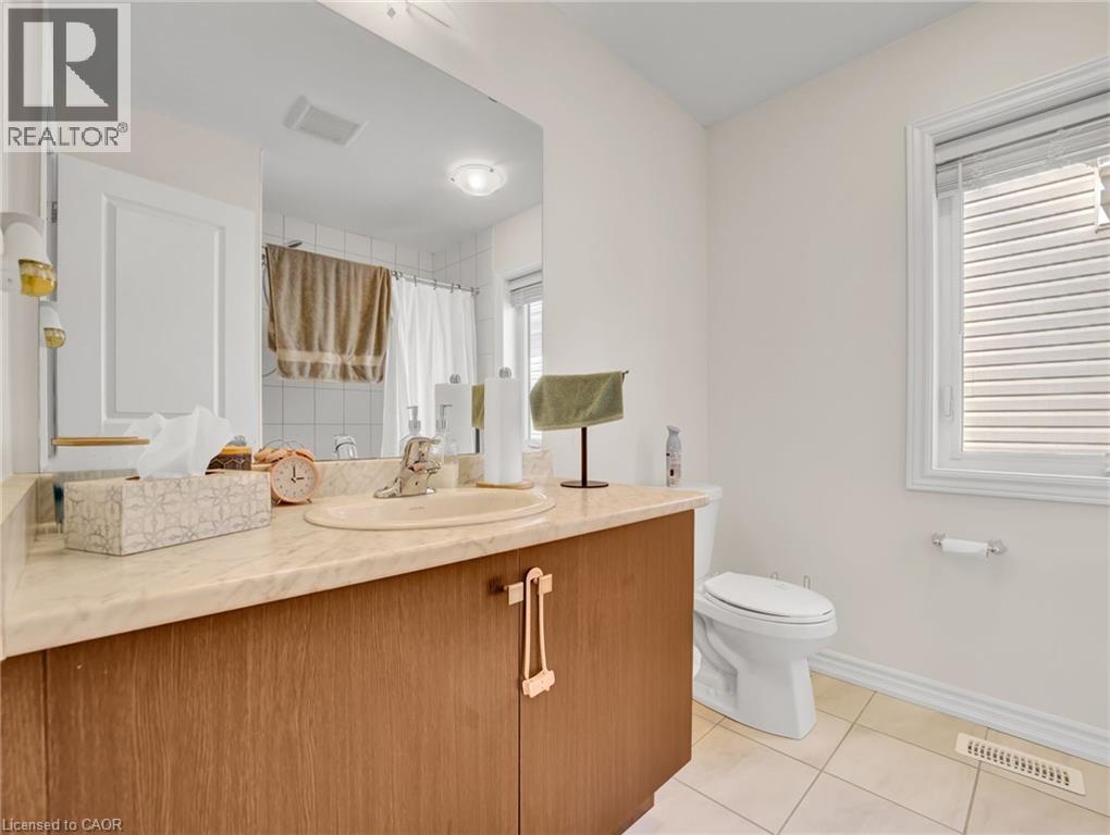 66 LILLIAN Way, Caledonia, Ontario, N3W0E7 — Photo 8