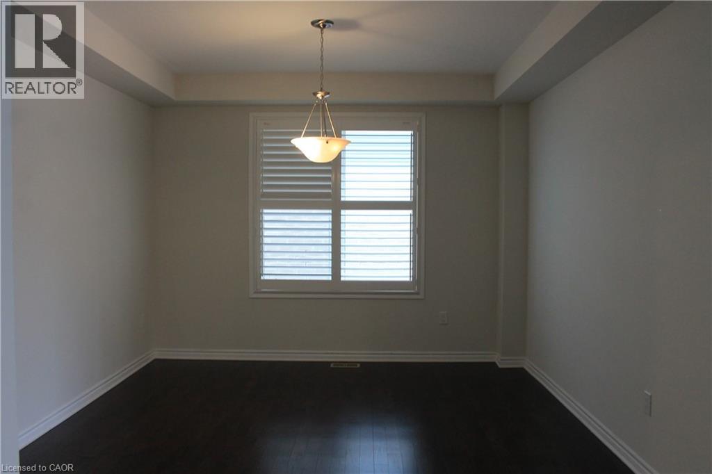 40 COMPASS Trail, Cambridge, Ontario, N3E0B7 — Photo 4
